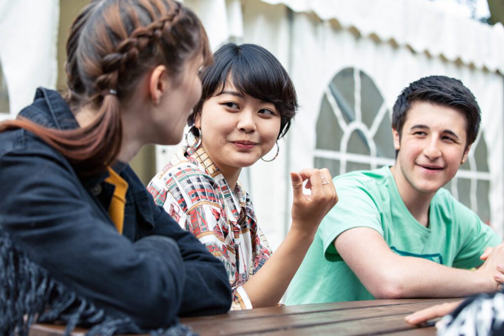 students speaking English